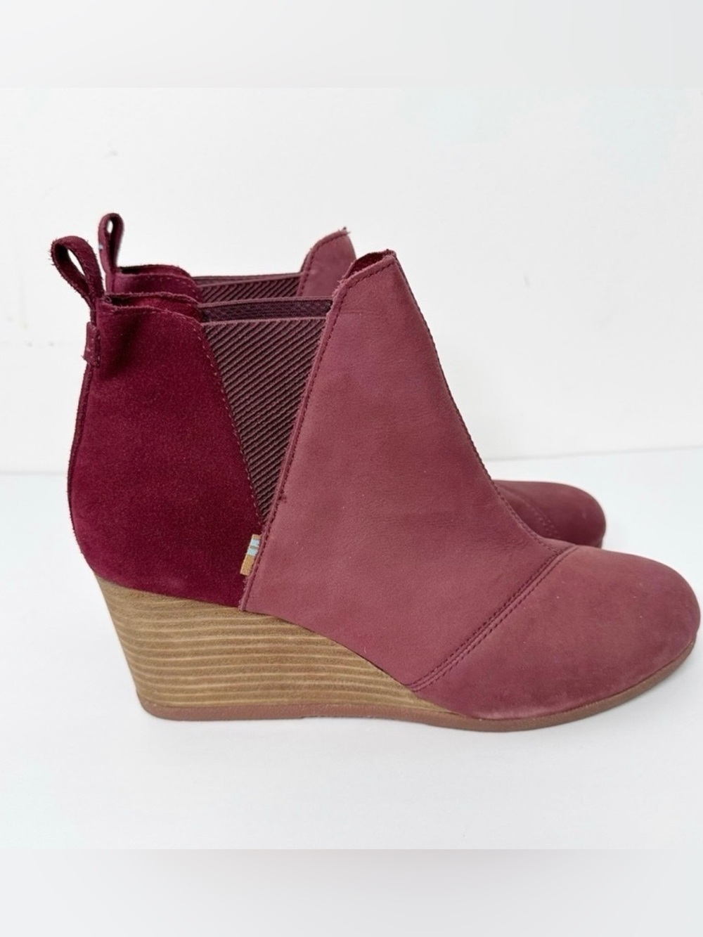 TOMS 100% Leather Kelsey Pull On Wedge Ankle Boots Booties Shoes Sz. 10